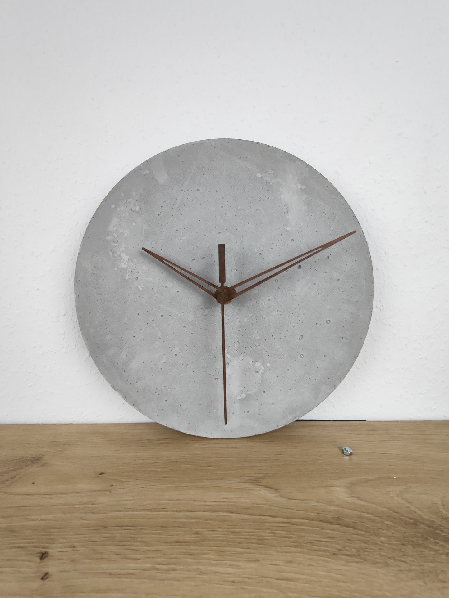 Betonuhr schlicht 27cm