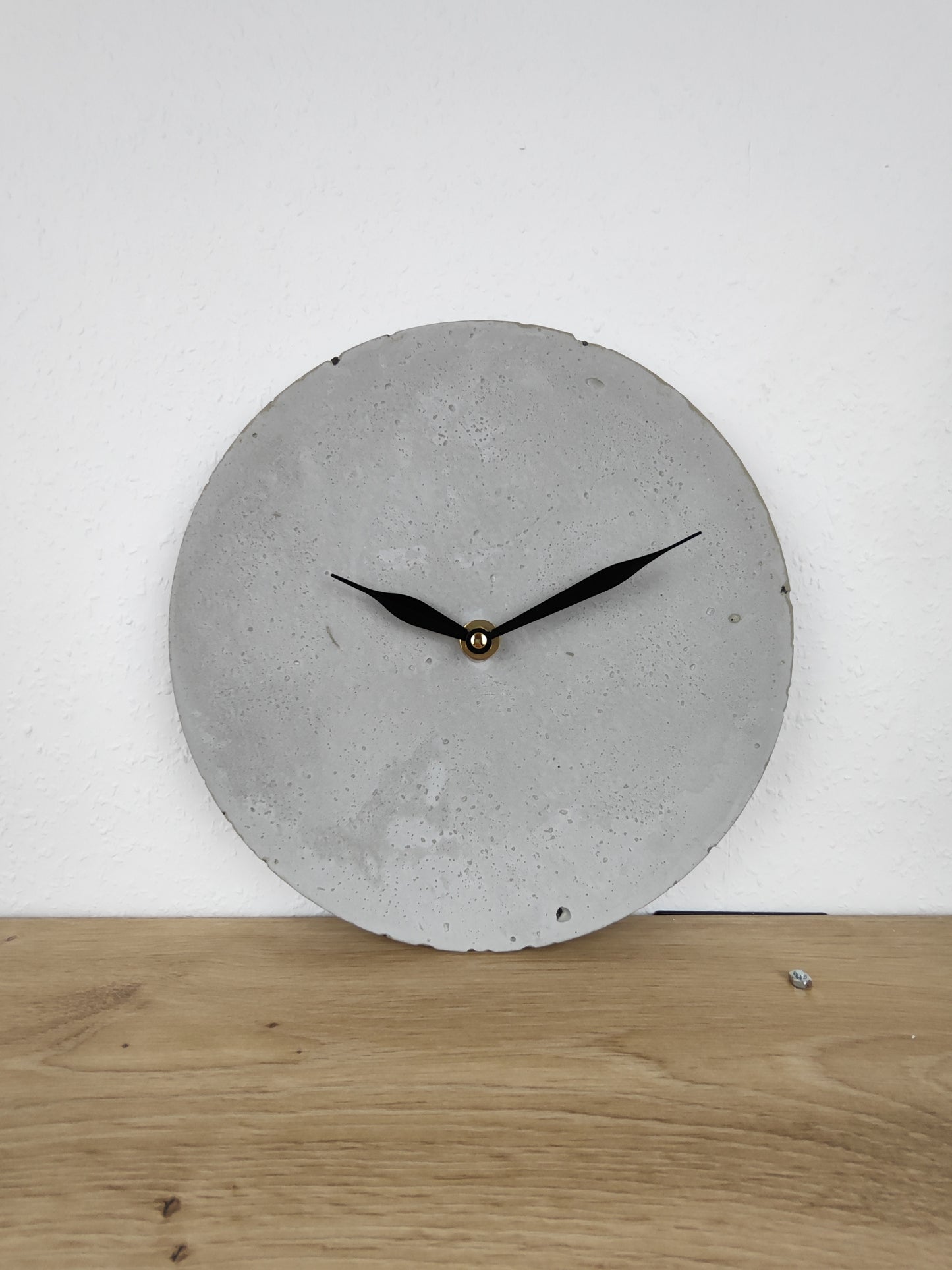 Betonuhr schlicht 27cm